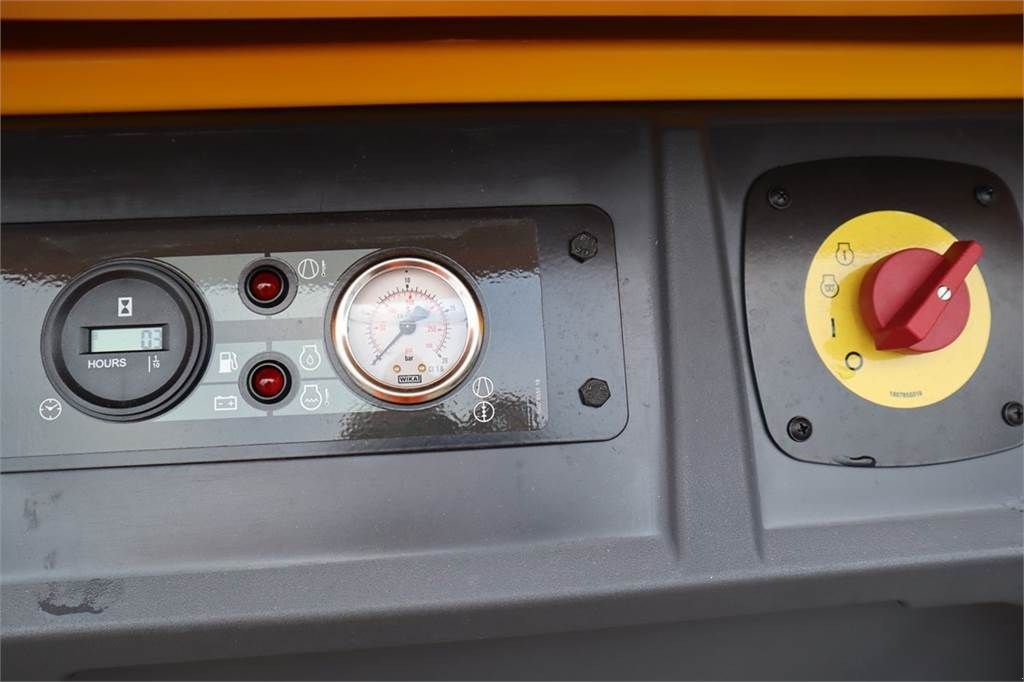 Hof-Kompressor typu Atlas Copco XAS 58-7 Valid inspection, *Guarantee! Diesel, Vol, Gebrauchtmaschine w Groenlo (Zdjęcie 10)