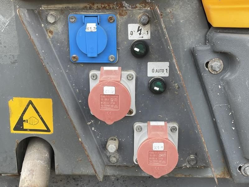 Hof-Kompressor del tipo Atlas Copco XAS 97 DD - G, Gebrauchtmaschine In Waregem (Immagine 4)