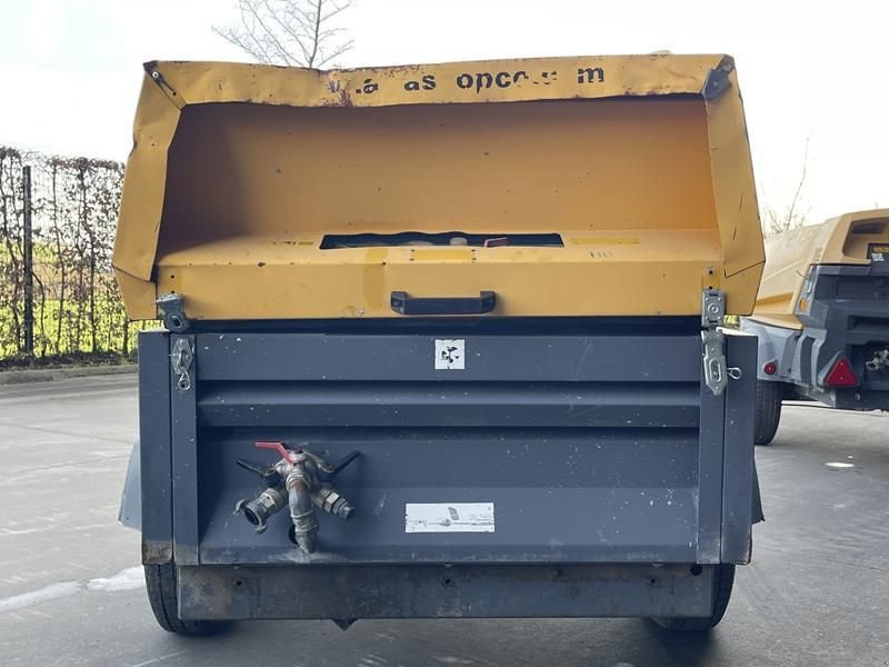 Hof-Kompressor des Typs Atlas Copco XAS 97 DD, Gebrauchtmaschine in Waregem (Bild 10)