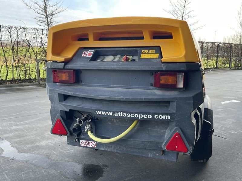 Hof-Kompressor of the type Atlas Copco XAS 97 DD, Gebrauchtmaschine in Waregem (Picture 9)