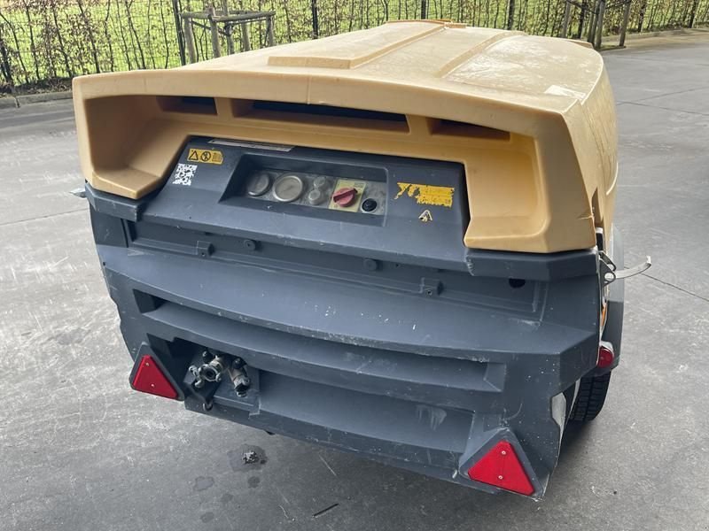 Hof-Kompressor Türe ait Atlas Copco XAS 97 DD, Gebrauchtmaschine içinde Waregem (resim 8)