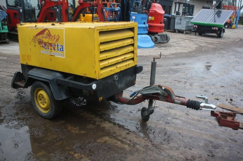 Hof-Kompressor tipa Atlas Copco XAS65, Gebrauchtmaschine u Antwerpen (Slika 5)