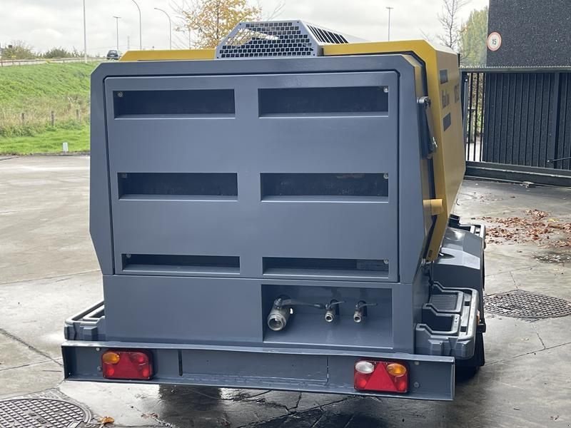 Hof-Kompressor типа Atlas Copco XATS 327 MD, Gebrauchtmaschine в Waregem (Фотография 8)