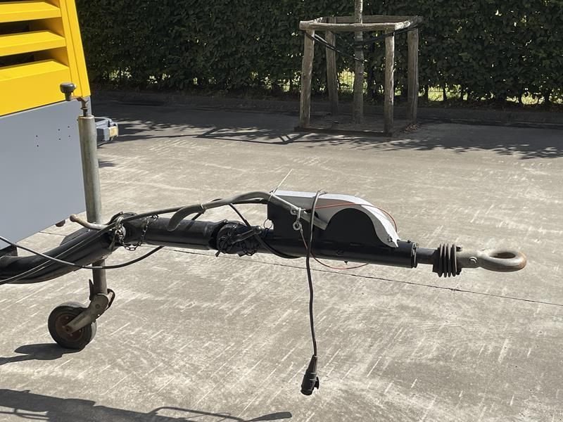 Hof-Kompressor of the type Atlas Copco XAVS 186 JD - N, Gebrauchtmaschine in Waregem (Picture 5)