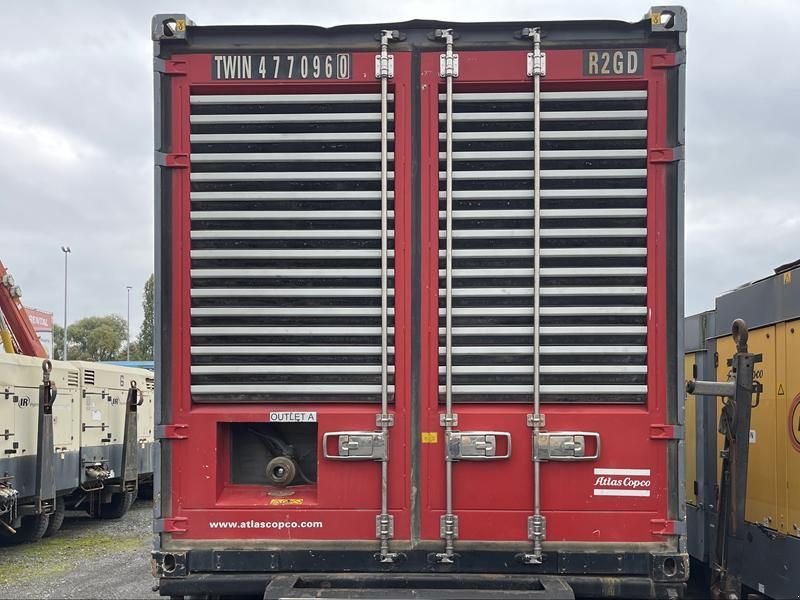 Hof-Kompressor tip Atlas Copco XRV 946 CD, Gebrauchtmaschine in Waregem (Poză 4)