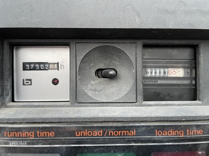 Hof-Kompressor of the type Atlas Copco ZR 3 B, Gebrauchtmaschine in Waregem (Picture 4)