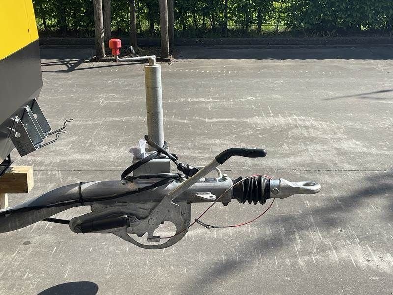 Hof-Kompressor of the type Compair C 105 - 14 - N, Gebrauchtmaschine in Waregem (Picture 4)