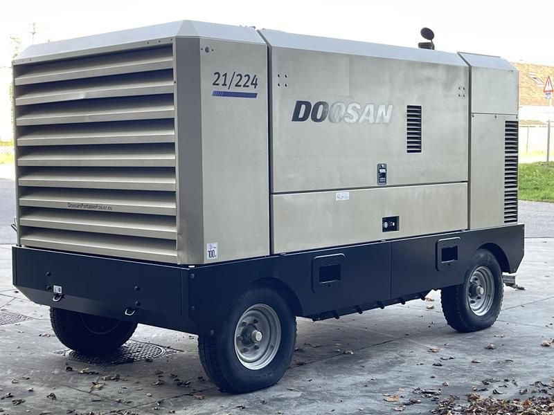 Hof-Kompressor tipa Doosan 21 / 224 - N, Gebrauchtmaschine u Waregem (Slika 4)