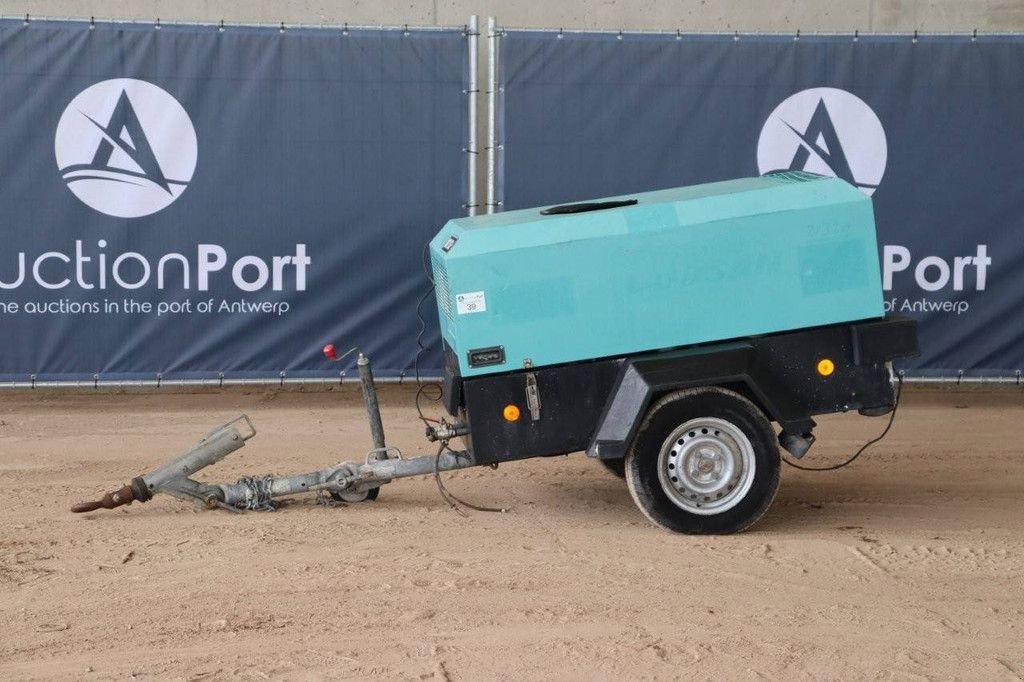 Hof-Kompressor of the type Doosan 7/31E, Gebrauchtmaschine in Antwerpen (Picture 1)