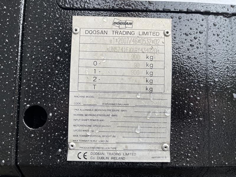 Hof-Kompressor du type Doosan 7 / 41 - N, Gebrauchtmaschine en Waregem (Photo 4)