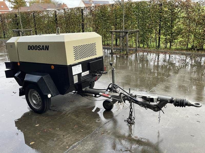 Hof-Kompressor del tipo Doosan 7 / 41 - N, Gebrauchtmaschine In Waregem (Immagine 9)