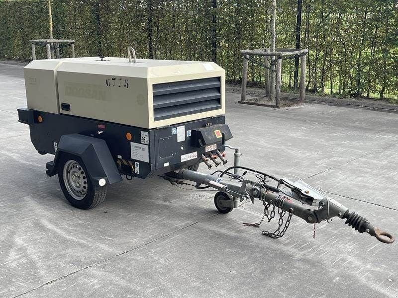 Hof-Kompressor del tipo Doosan 7 / 53, Gebrauchtmaschine In Waregem (Immagine 3)