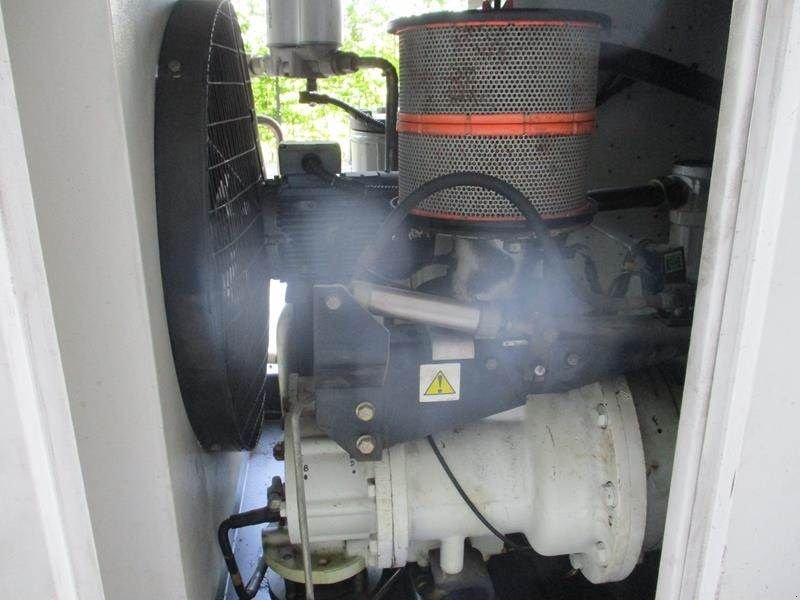 Hof-Kompressor des Typs Ingersoll Rand MH 55, Gebrauchtmaschine in Waregem (Bild 4)