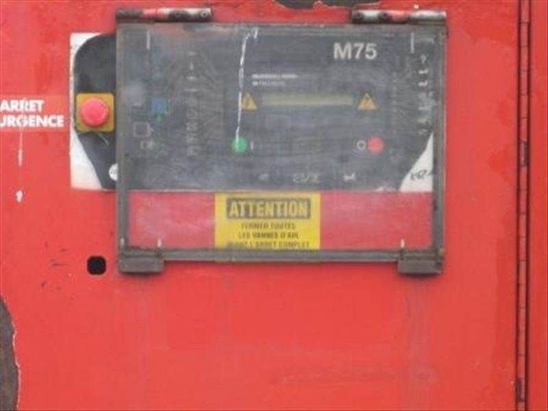 Hof-Kompressor des Typs Ingersoll Rand MH 75, Gebrauchtmaschine in Waregem (Bild 2)