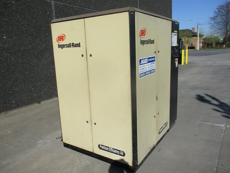 Hof-Kompressor Türe ait Ingersoll Rand N 75, Gebrauchtmaschine içinde Waregem (resim 3)
