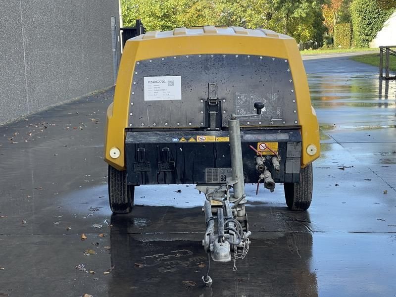 Hof-Kompressor of the type Kaeser M 50 PE - N, Gebrauchtmaschine in Waregem (Picture 3)