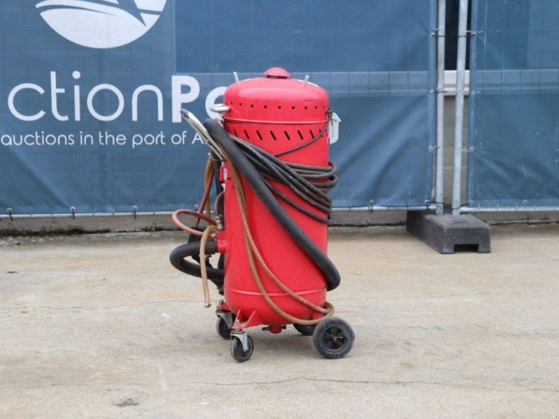 Hof-Kompressor des Typs Sonstige BM SB28, Gebrauchtmaschine in Antwerpen (Bild 1)