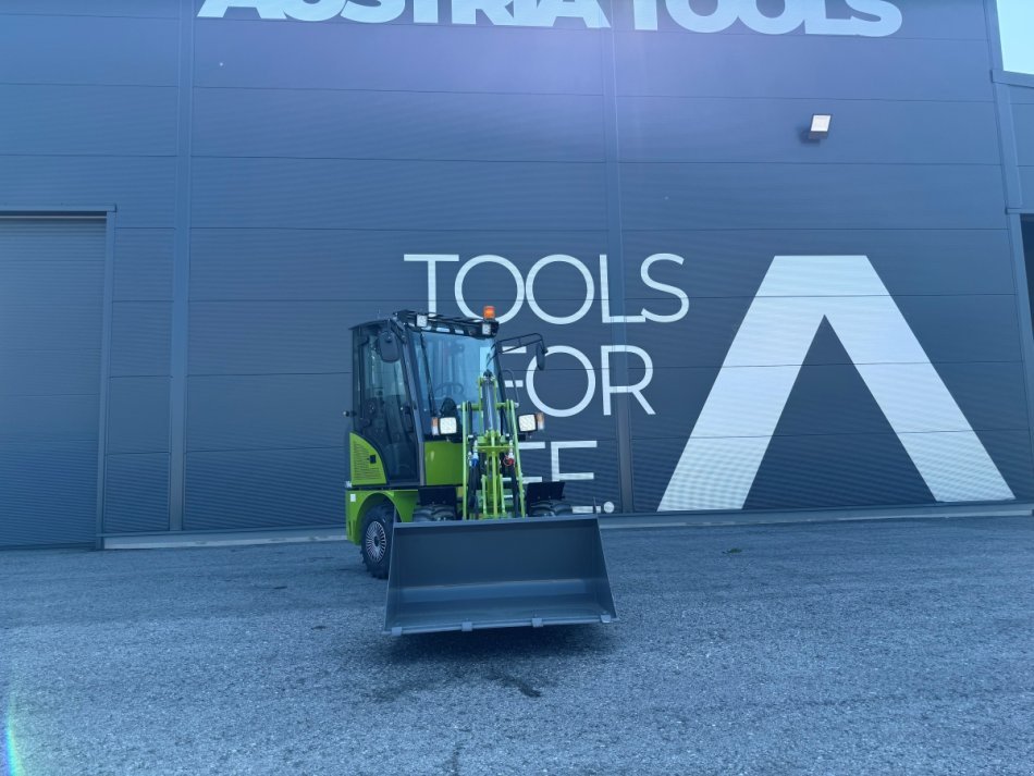 Hoflader des Typs AGROX OX1060, Neumaschine in Arbing (Bild 21)