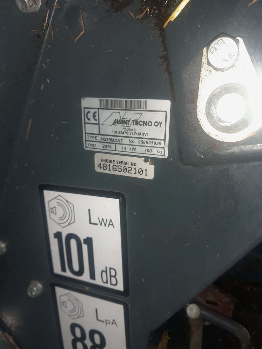 Hoflader des Typs Avant 220 K, Gebrauchtmaschine in Hopfgarten (Bild 7)