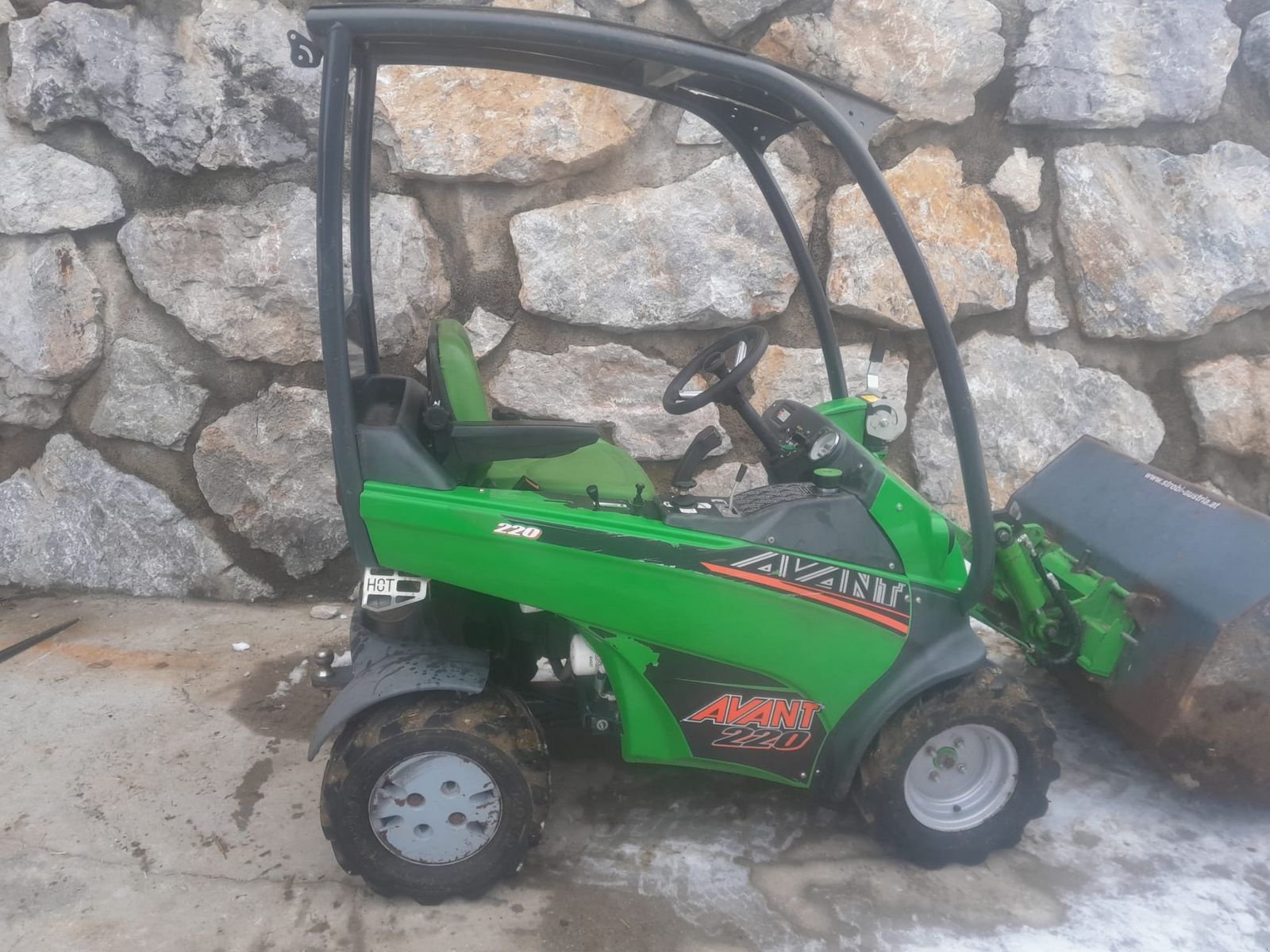 Hoflader des Typs Avant 220 K, Gebrauchtmaschine in Hopfgarten (Bild 6)