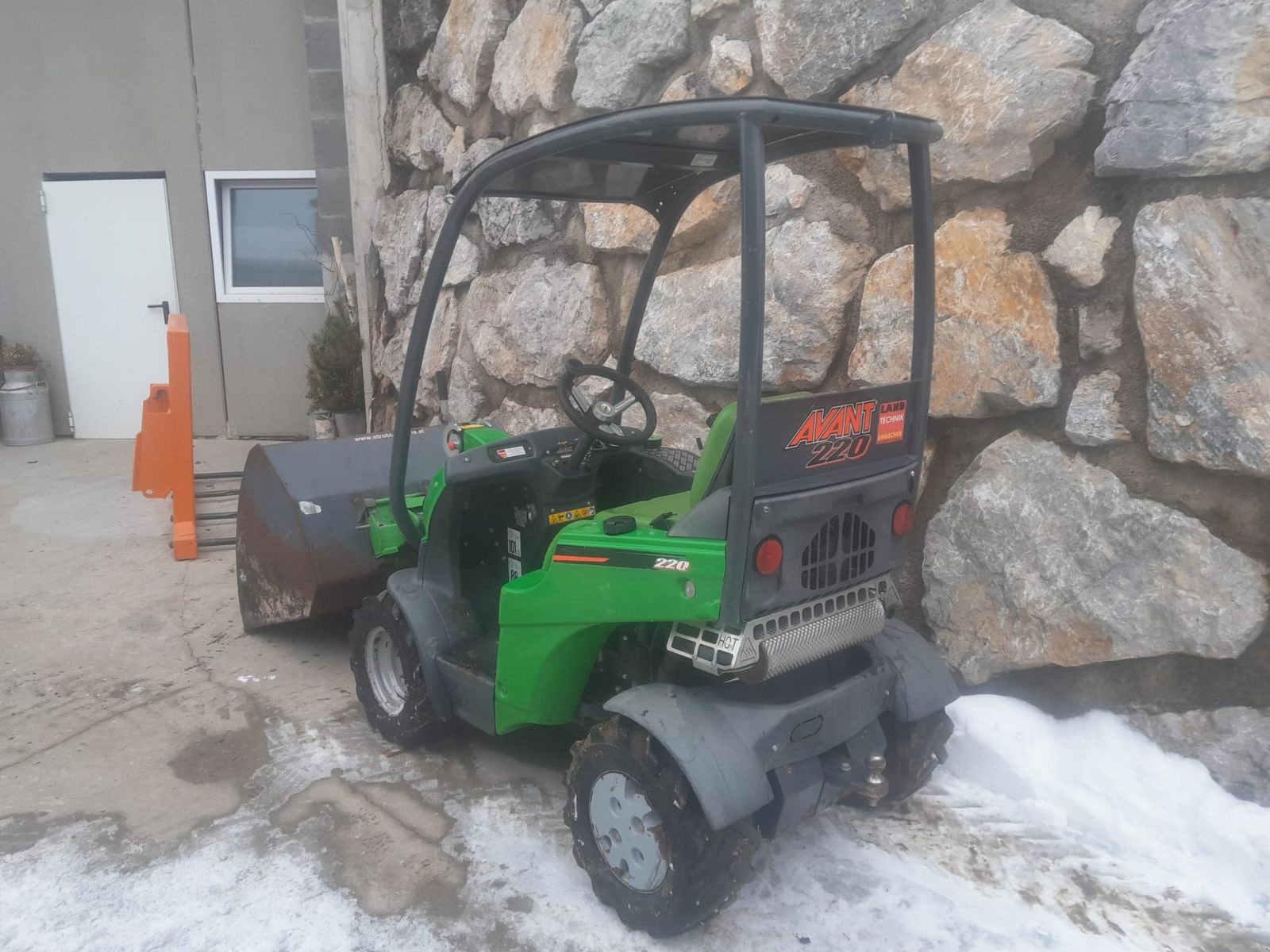 Hoflader des Typs Avant 220 K, Gebrauchtmaschine in Hopfgarten (Bild 2)