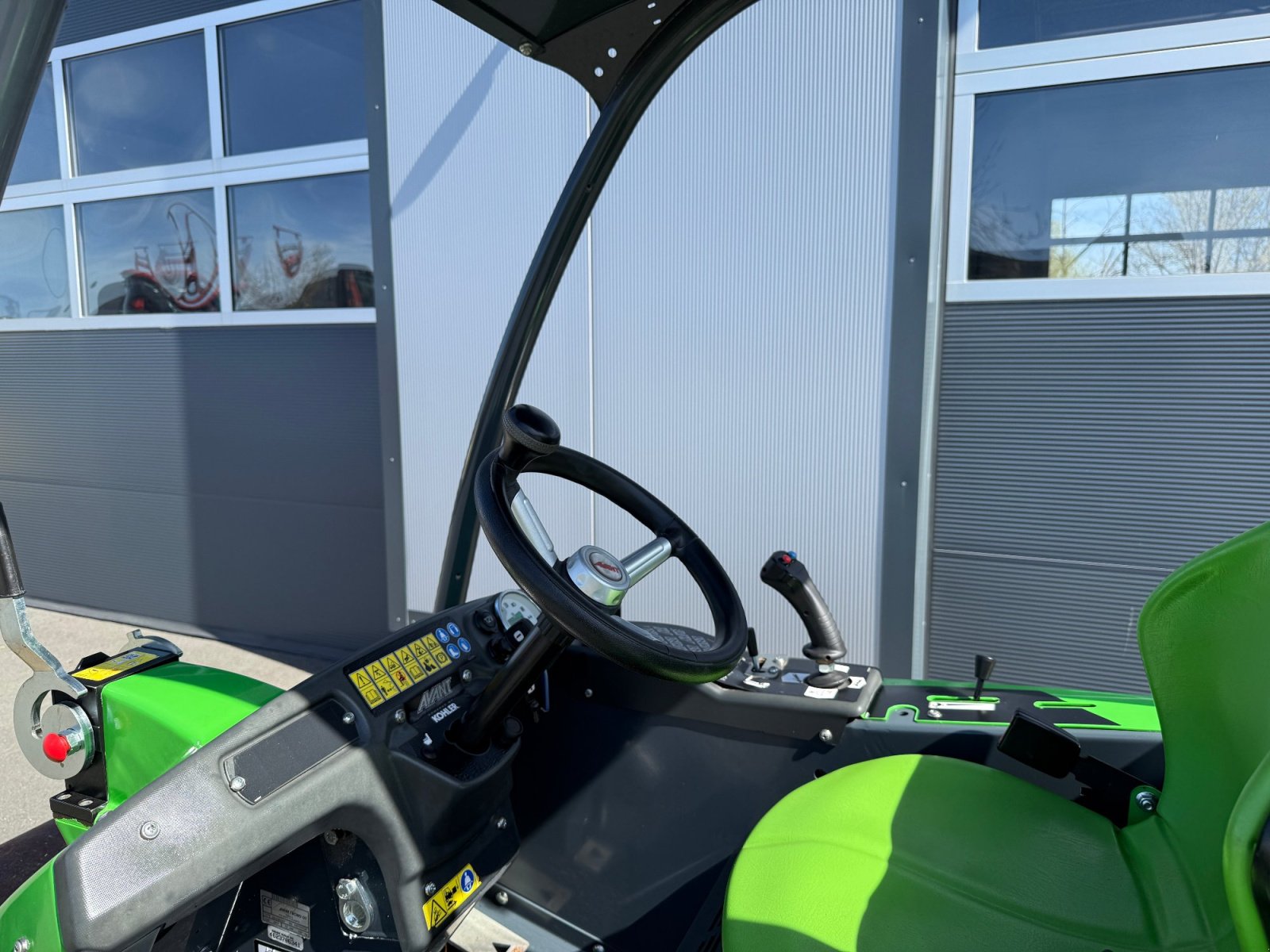 Hoflader типа Avant 225, Gebrauchtmaschine в Falkenstein (Фотография 8)