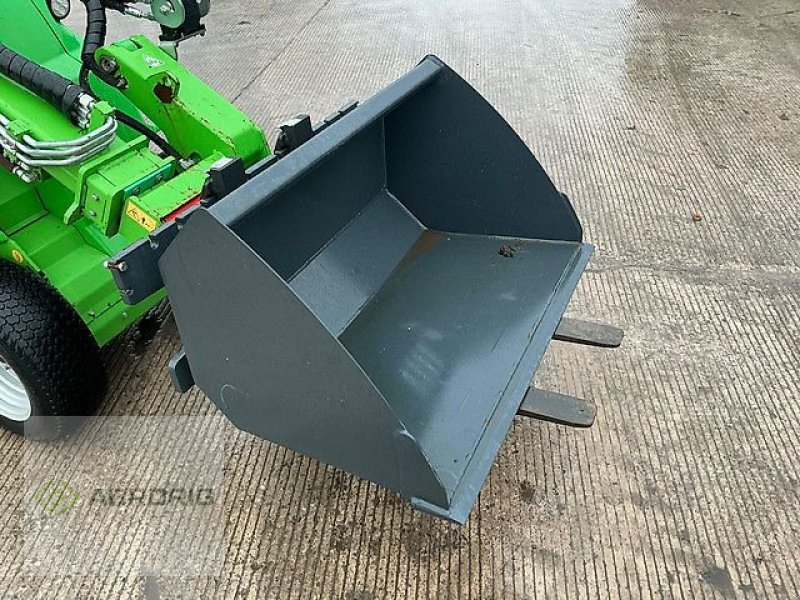 Hoflader van het type Avant 423, Gebrauchtmaschine in Kaunas (Foto 8)