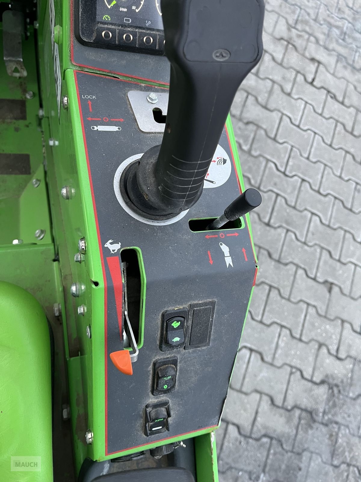 Hoflader typu Avant 5e Tele nur 270h, Gebrauchtmaschine w Burgkirchen (Zdjęcie 11)