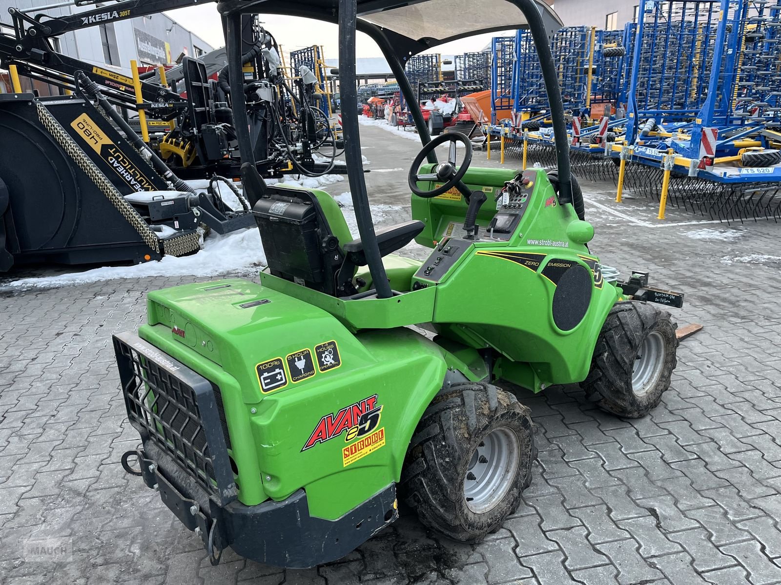 Hoflader typu Avant 5e Tele nur 270h, Gebrauchtmaschine w Burgkirchen (Zdjęcie 4)