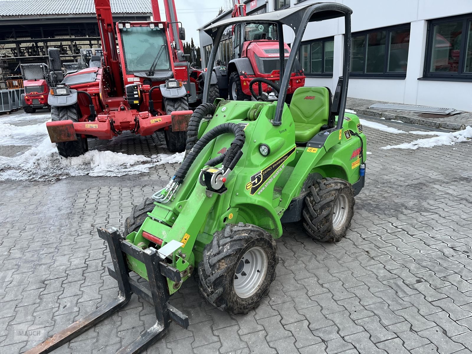 Hoflader typu Avant 5e Tele nur 270h, Gebrauchtmaschine w Burgkirchen (Zdjęcie 1)