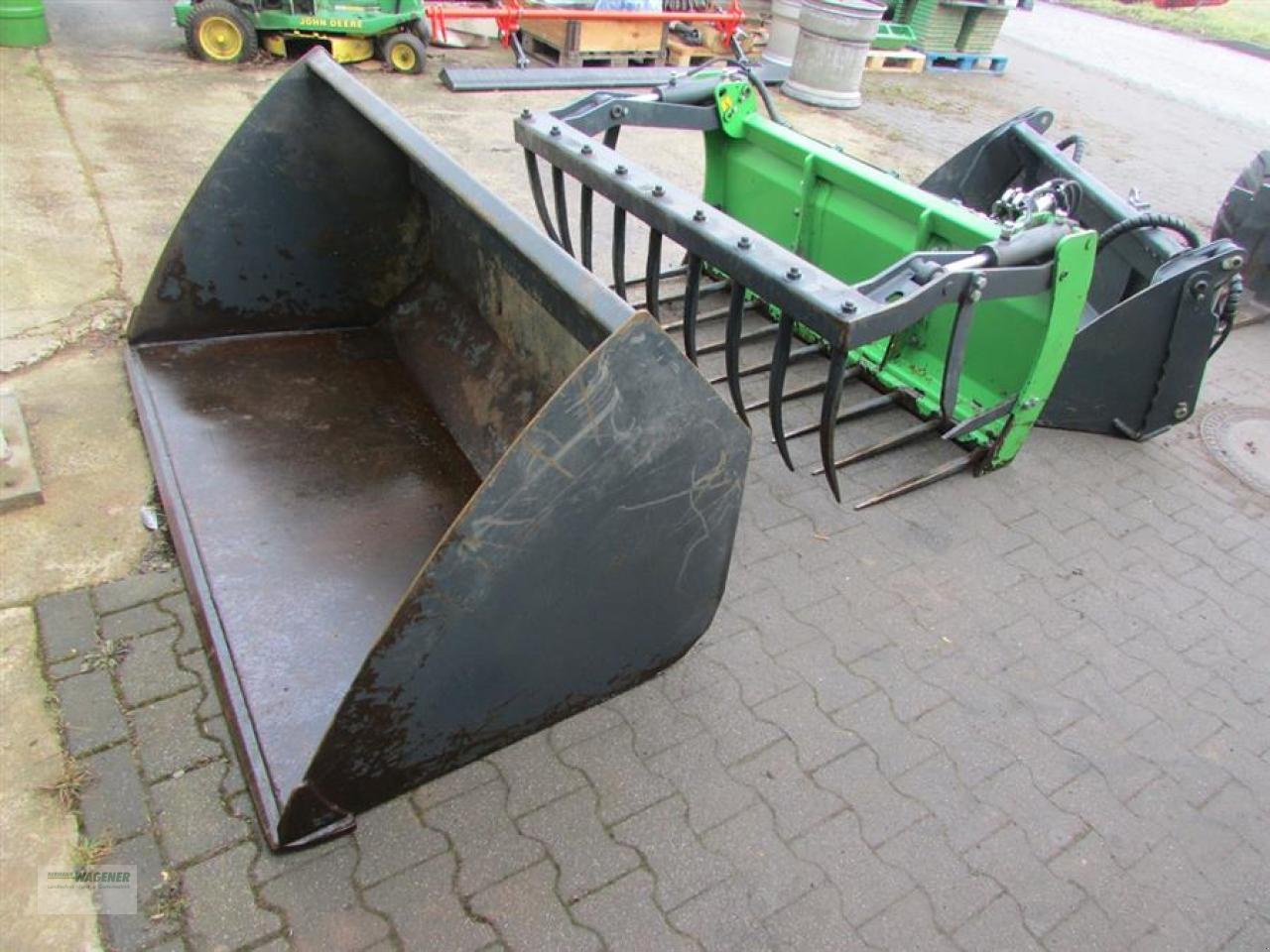 Hoflader typu Avant 755i, Gebrauchtmaschine v Bad Wildungen - Wega (Obrázek 3)