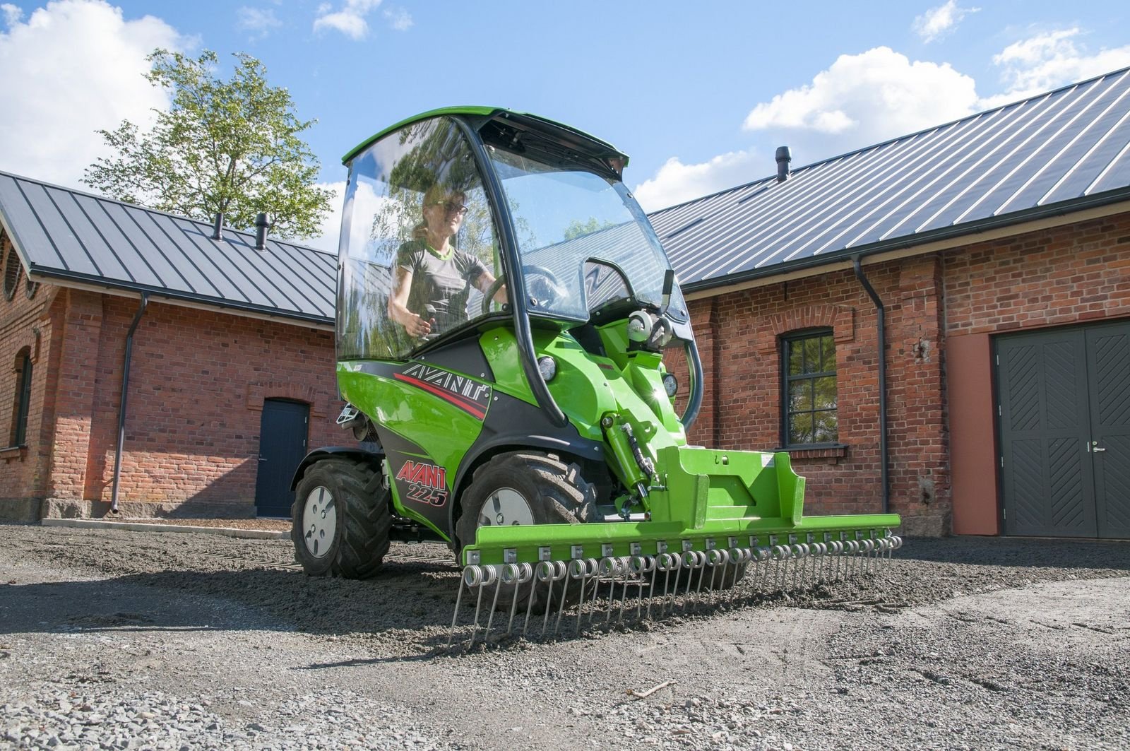 Hoflader typu Avant Avant 225 Multifunktionslader, Neumaschine v Waidhofen an der Thaya (Obrázek 15)