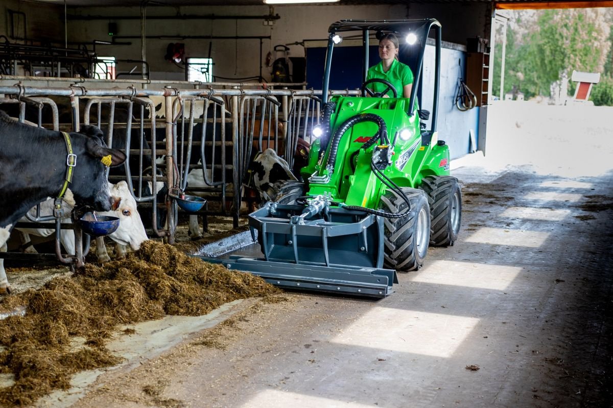 Hoflader a típus Avant AVANT 523 Multifunktionslader Aktion, Neumaschine ekkor: Waidhofen an der Thaya (Kép 13)