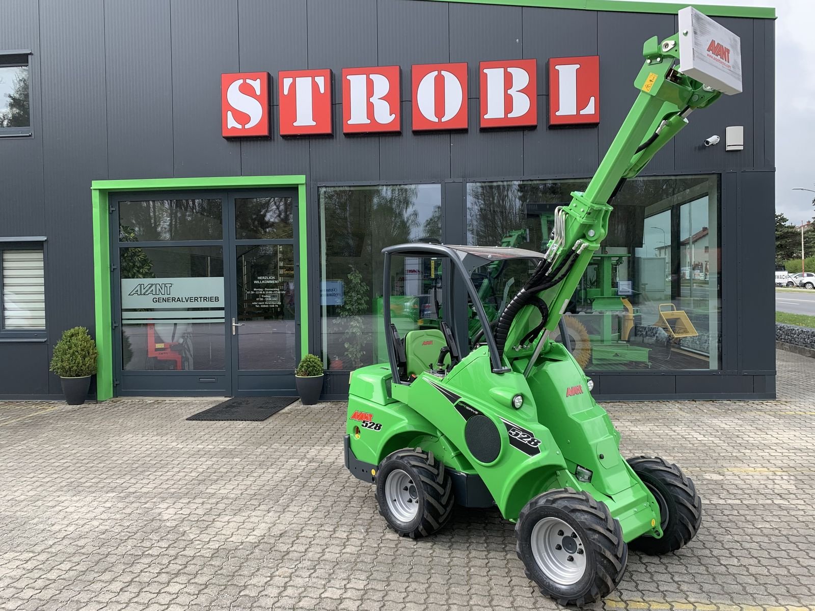 Hoflader tip Avant Avant 528K Multifunktionslader, Neumaschine in Waidhofen an der Thaya (Poză 2)