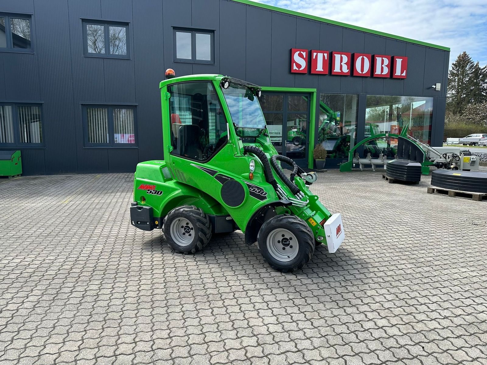 Hoflader a típus Avant Avant 530 Hoflader - Komfortkabine, Straßenzulas, Neumaschine ekkor: Waidhofen an der Thaya (Kép 1)