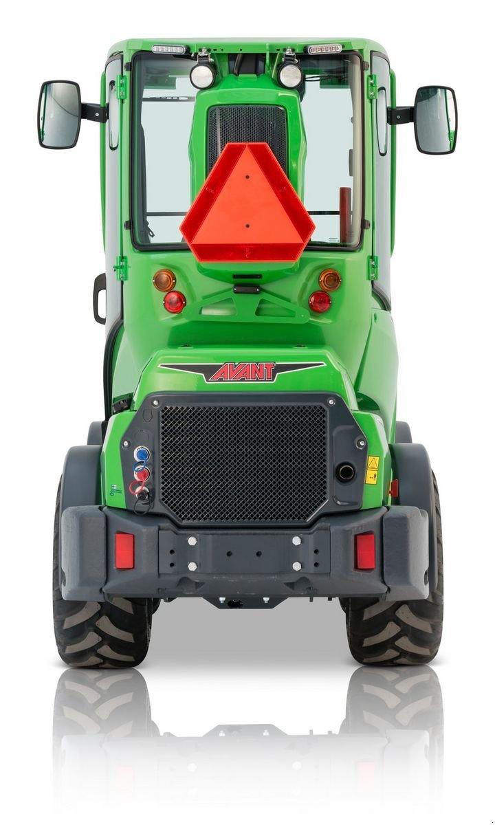 Hoflader of the type Avant AVANT 650i mit Komfortkabine, Neumaschine in Waidhofen an der Thaya (Picture 4)