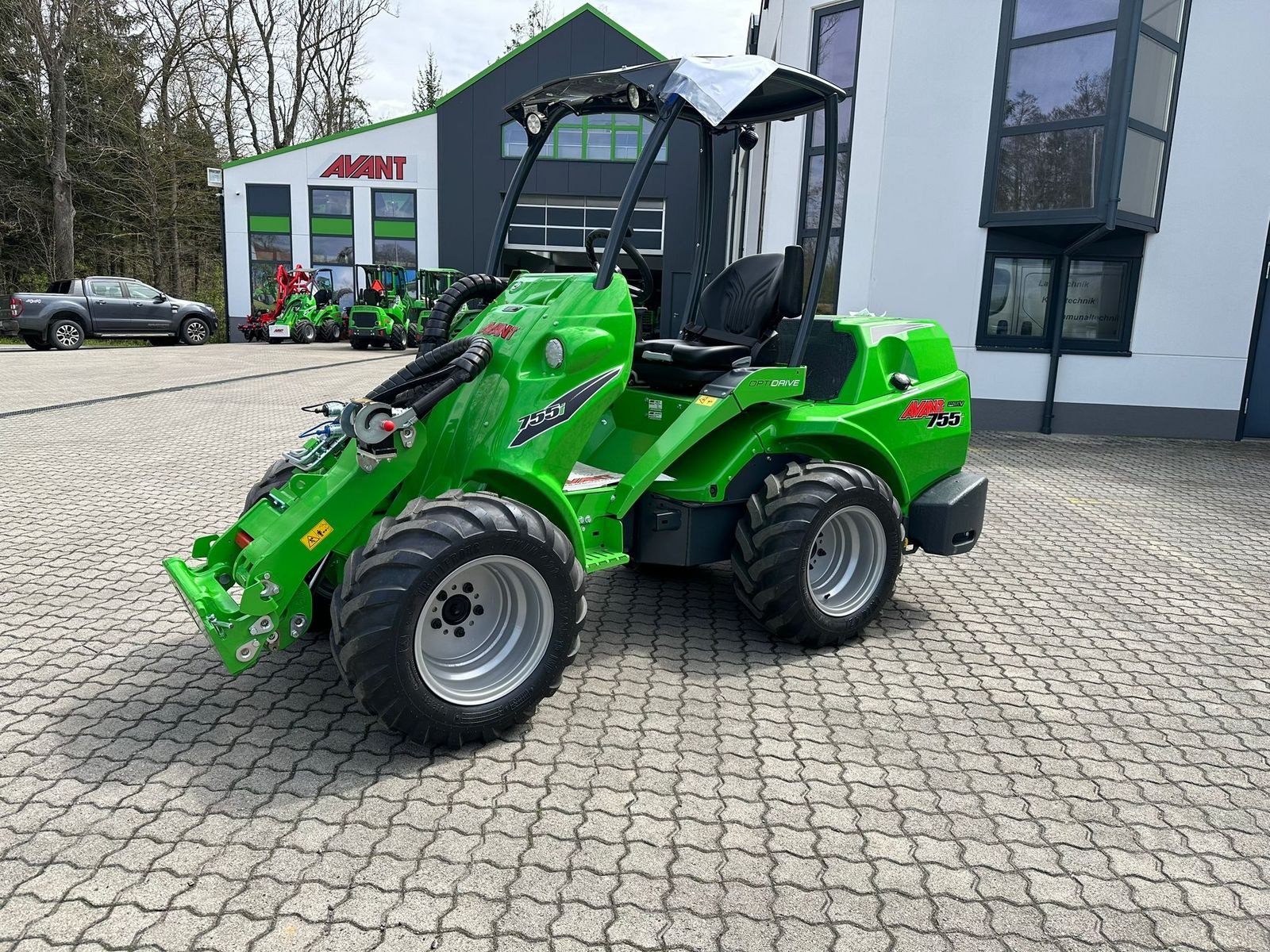 Hoflader typu Avant Avant 755i Multifunktionslader - Aktion, Neumaschine v Waidhofen an der Thaya (Obrázek 5)