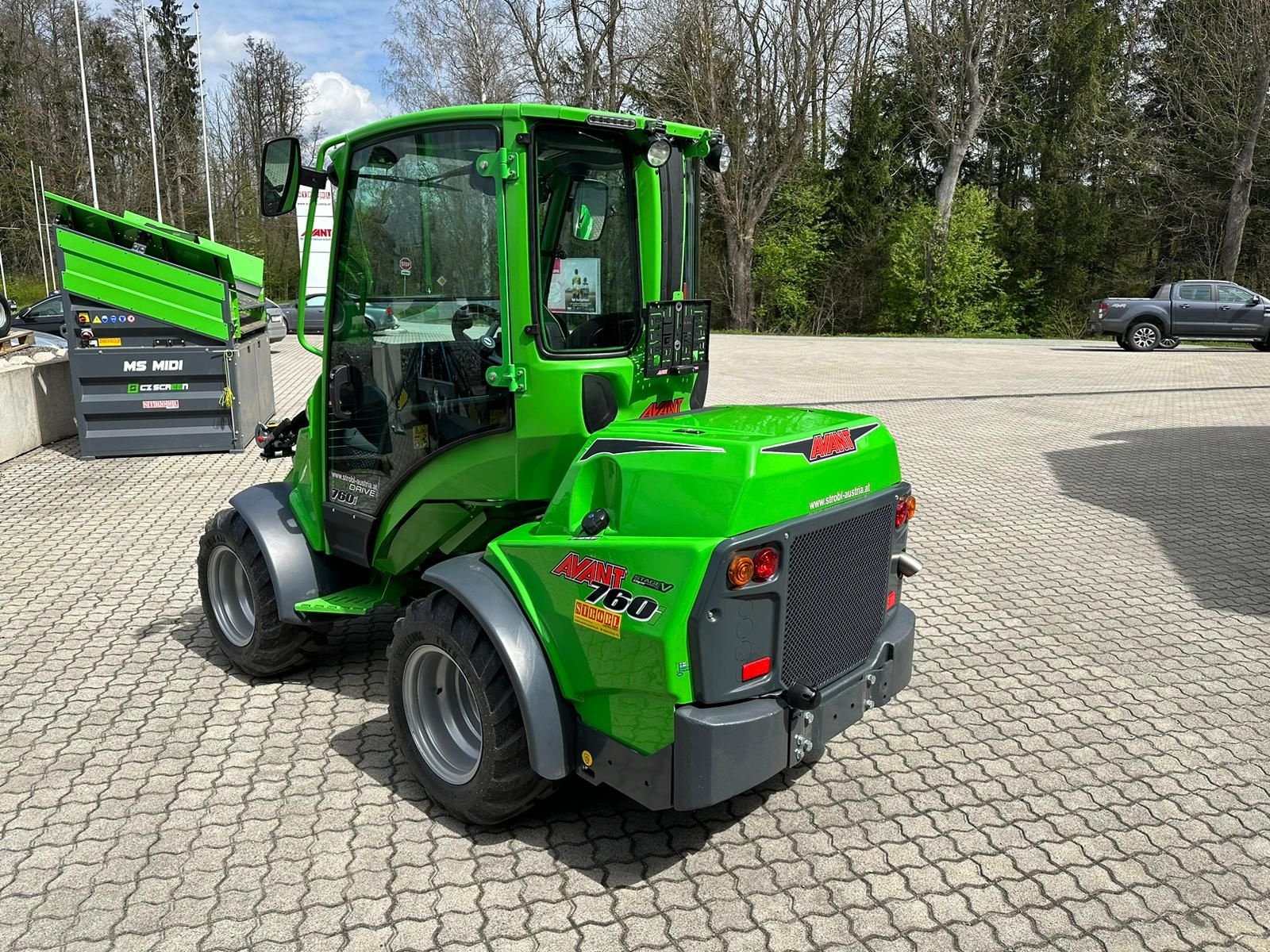 Hoflader of the type Avant Avant 760i Multifunktionslader mit GT Kabine, Neumaschine in Waidhofen an der Thaya (Picture 5)