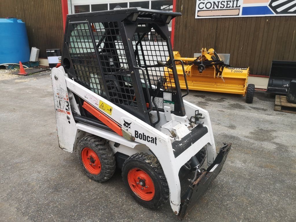 Hoflader a típus Bobcat 463, Gebrauchtmaschine ekkor: BEAULEU (Kép 1)