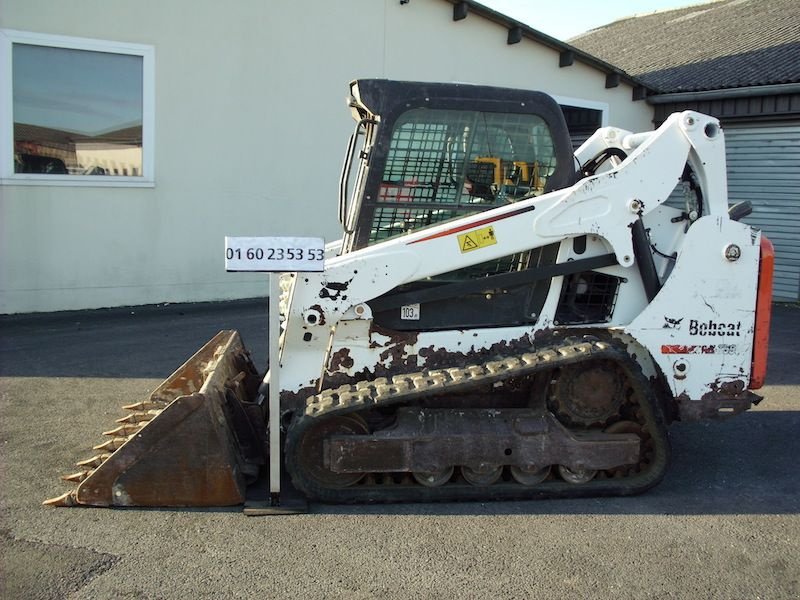 Hoflader типа Bobcat T590, Gebrauchtmaschine в St Cyr/Morin (Фотография 2)