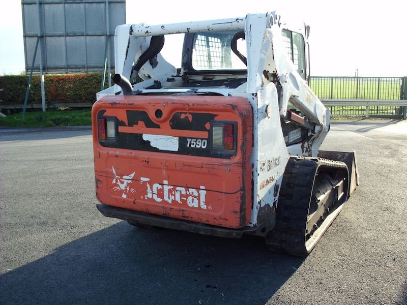 Hoflader типа Bobcat T590, Gebrauchtmaschine в St Cyr/Morin (Фотография 4)