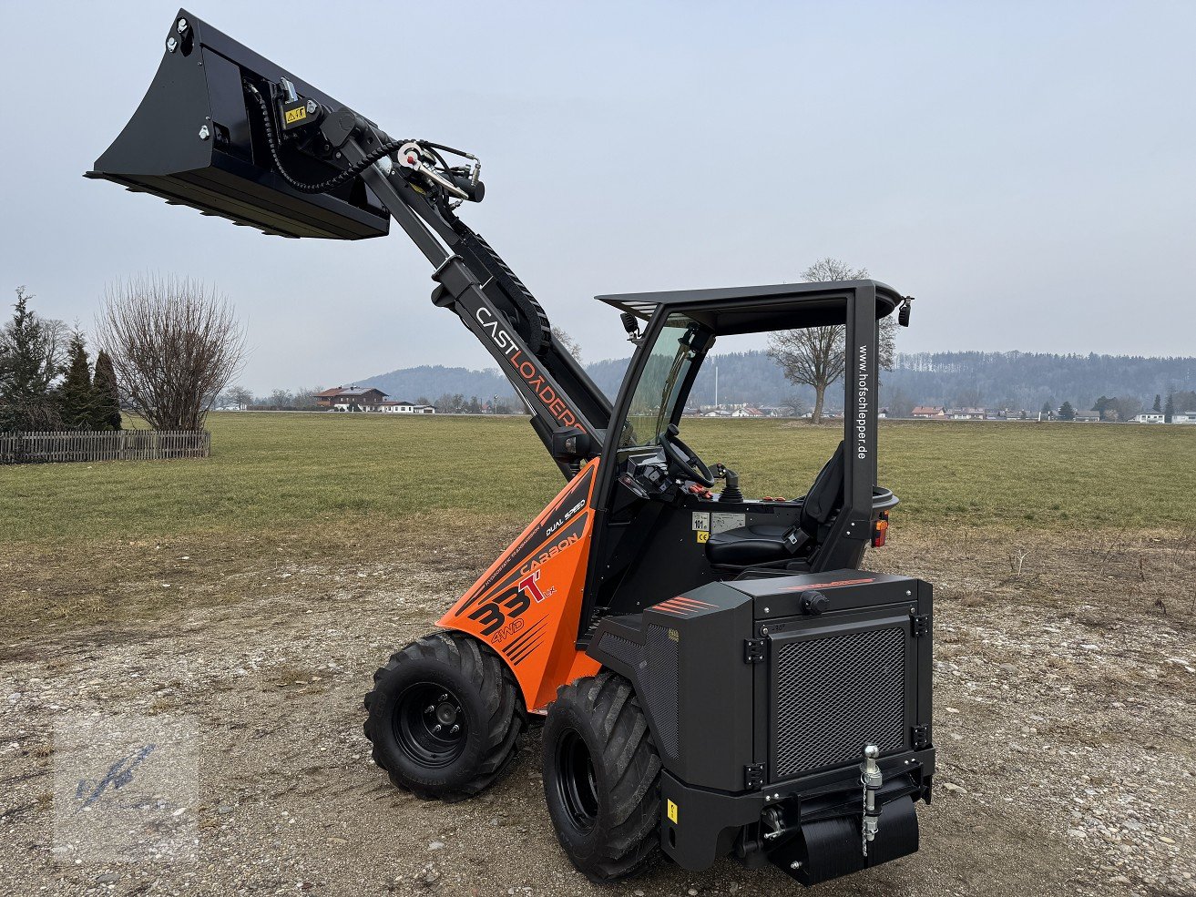 Hoflader of the type Cast Group 33 TLX Carbon Hoflader Radlader Teleskoplader Kompaktlader, Neumaschine in Bruckmühl (Picture 9)