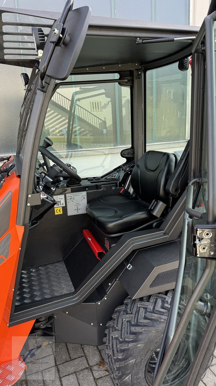Hoflader des Typs Cast Group 33 TLX Carbon mit Kabine 20 km/h Hoflader Kompaktlader Teleskoplader wie Avant/Multione, Neumaschine in Bruckmühl (Bild 9)