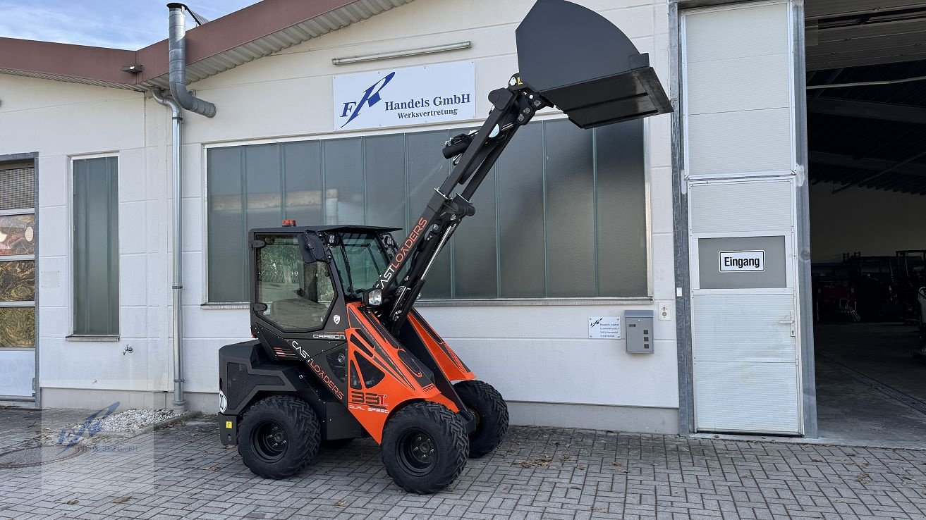 Hoflader des Typs Cast Group 33 TLX Carbon mit Kabine 20 km/h Hoflader Kompaktlader Teleskoplader wie Avant/Multione, Neumaschine in Bruckmühl (Bild 14)