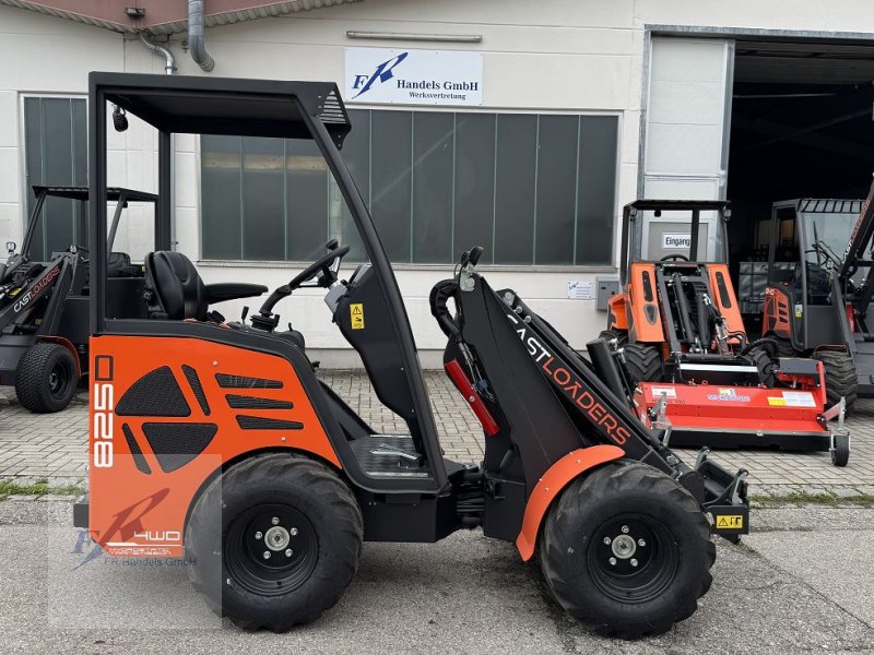 Hoflader za tip Cast Group 825 D ! Aktion Neu ! Hoflader Kompaktlader Teleskoplader, Gebrauchtmaschine u Bruckmühl (Slika 1)