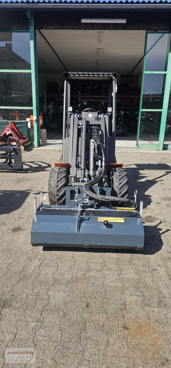 Hoflader des Typs Cast Group Kehrmaschine 100  Cast, Avant, Norcar, Multione, Gebrauchtmaschine in Tarsdorf (Bild 4)