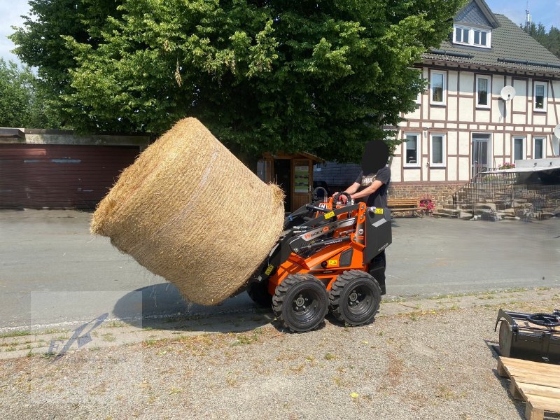 Hoflader a típus Cast Group WorkyQuad SSQ 15 Diesel Minilader Skidlader Kompaktlader Giant, Neumaschine ekkor: Bruckmühl (Kép 1)