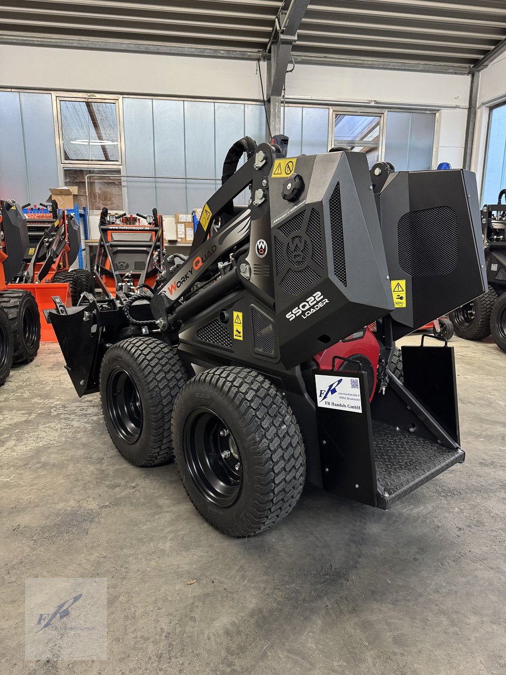 Hoflader of the type Cast Group WorkyQuad SSQ 22 Minilader Kompaktlader Skidlader, Gebrauchtmaschine in Bruckmühl (Picture 7)