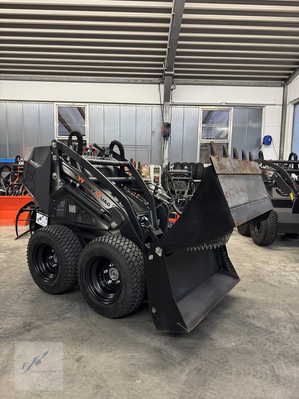 Hoflader of the type Cast Group WorkyQuad SSQ 22 Minilader Kompaktlader Skidlader, Gebrauchtmaschine in Bruckmühl (Picture 8)