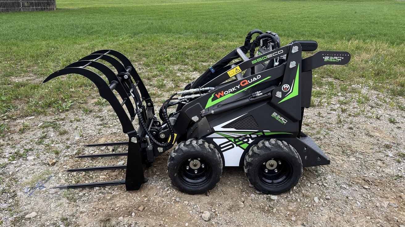 Hoflader of the type Cast Group WorkyQuad SSQ ECO Minilader Elektrolader Elektro Kompaktlader 0,74 m, Neumaschine in Bruckmühl (Picture 13)